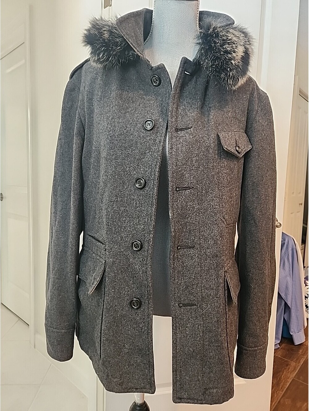 UNITED COLORS of BENETTON WOOL PEACOAT REAL FUR COLLAR JACKET Sz L GREY VNTG